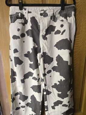 Wild Fable Black and White Cow Print Jeans